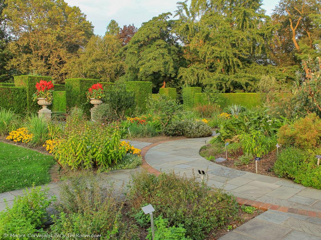 A garden in a circular shape