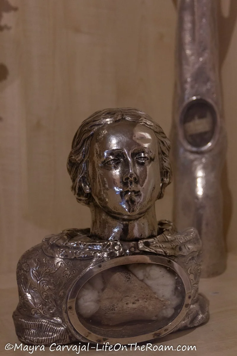 A vessel for a relic (a bone fragment) in the shape of a bust in silver